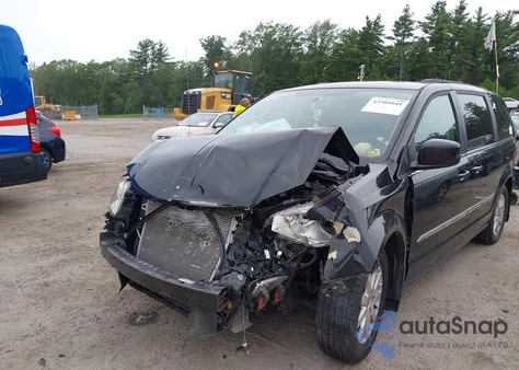 2015 Chrysler Town & Country Touring from USA, damaged, VIN 2C4RC1BG1FR619767